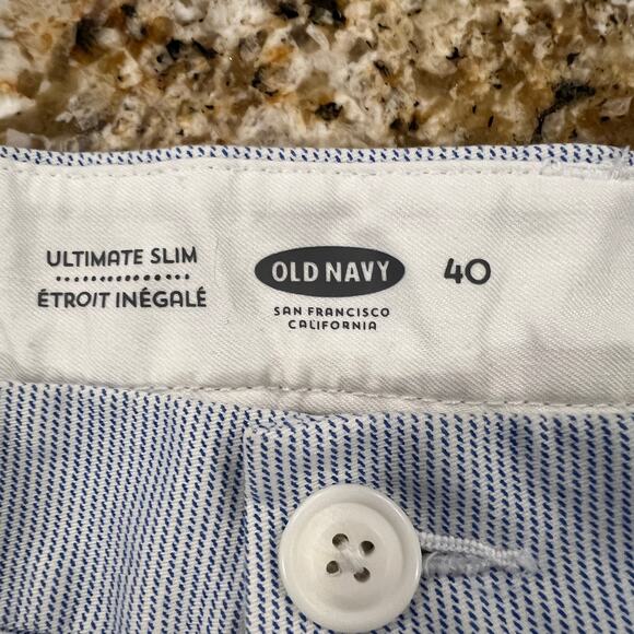 Old Navy Men's Mini Blue Stripe Ultimate Slim Shorts - SIZE 40 - Picture 4 of 9